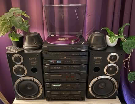 Photo of Amp and Turntable & CD player (Sevenoaks TN13) #1