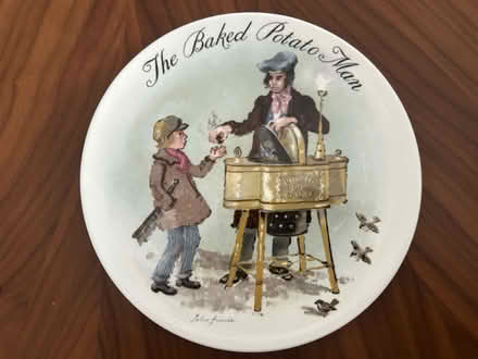 Photo of free Bradford Exchange Plates #4 (W13) #1