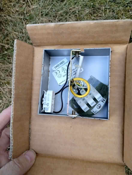 Photo of free Halogen Spotlight (Tividale B69) #2