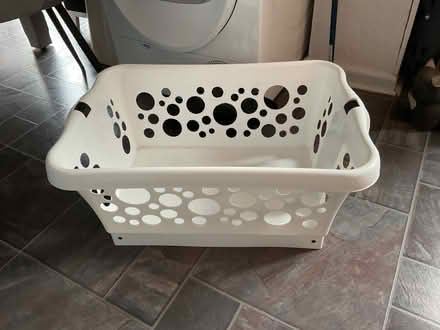 Photo of free Laundry basket with folding legs (Dovecote BS37) #3