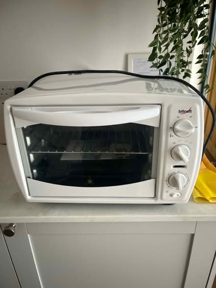 Photo of free Mini oven (new) not working (Bn3 7bt) #1