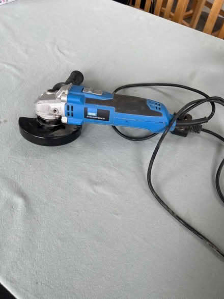 Photo of free Angle grinder- parts only (Hertford SG13) #1