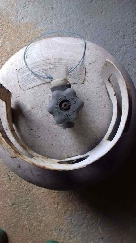 Photo of free Empty Gas Cylinder-Used (Bicester OX26) #2