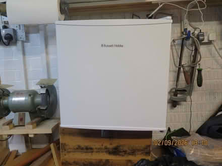 Photo of free worktop freezer (Kingsbrook HP22) #1