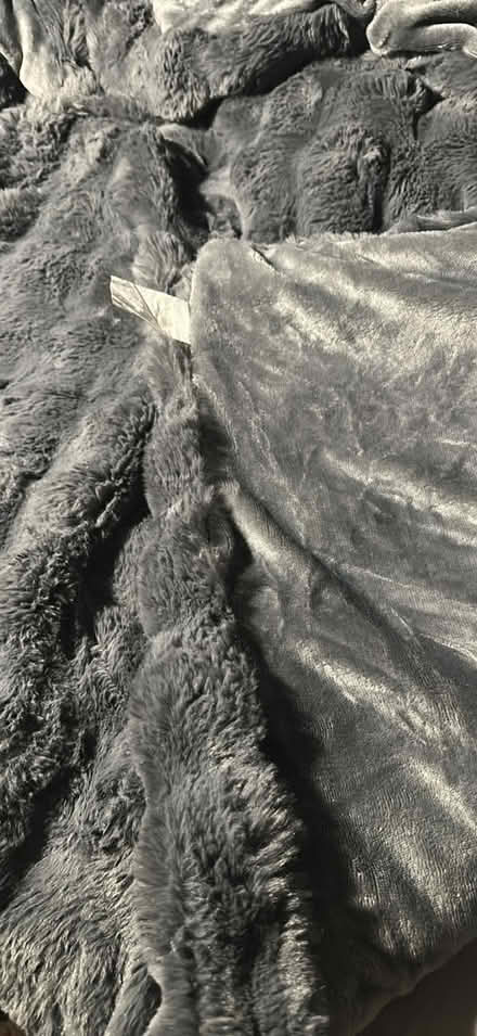 Photo of free Faux fur Bubble Throw (South San Jose) #2