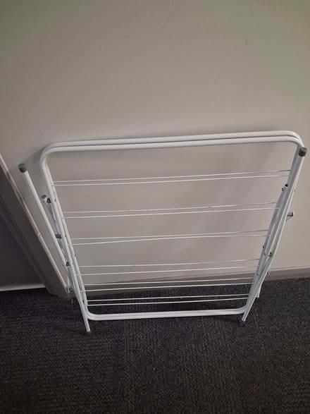 Photo of free Drying rack (Mile End E1) #2
