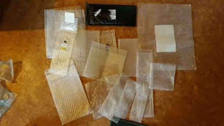 Photo of free bubble wrap and air pouches (Merton Rise RG24) #3