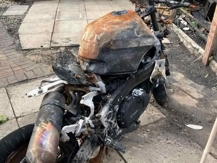 Photo of free A totally burnt out Kawasaki 1990 1000cc ZX10 Motorcycle (Spondon DE21) #2