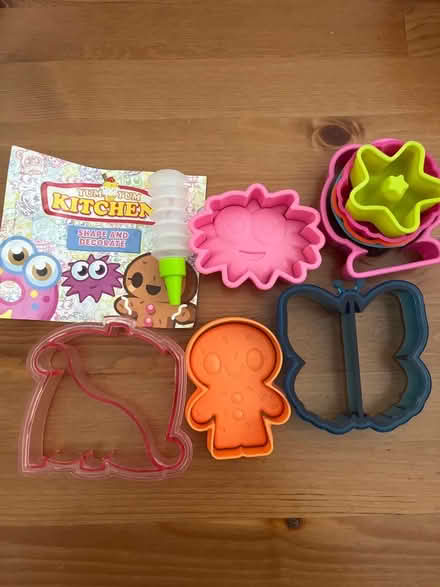 Photo of free Cookie cutter and decorating set (Fairfield Park BA1) #1