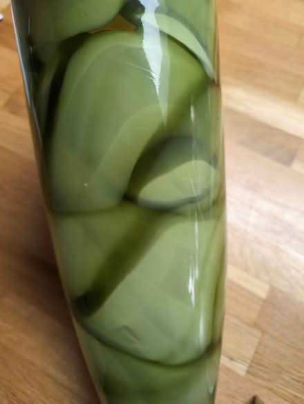 Photo of free Green glass vase (Shoreham BN43) #2