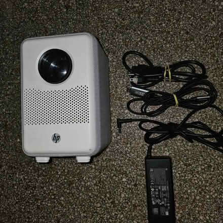 Photo of free HP Projector (East 95 Broward Blvd) #1
