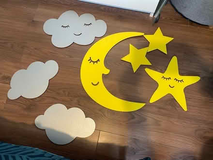 Photo of free Child’s bedroom rug and wall motifs (sun moon star theme) (Leytonstone E11) #2