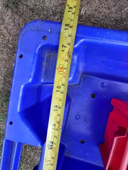 Photo of free Large plastic crate (Ermine East LN2) #4