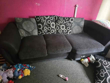 Photo of free Black corner sofa (Aldershot GU11) #1