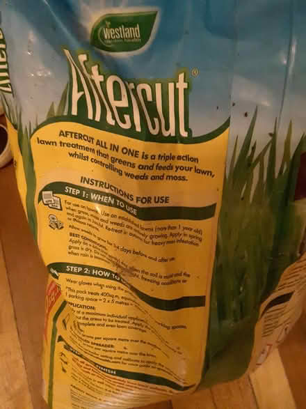 Photo of free Lawn fertiliser and moss killer (Liberton EH16) #2