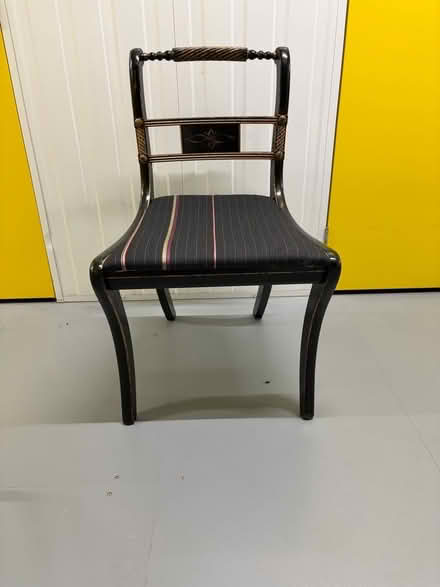 Photo of free Chair shabby chic (Elizabeth Gate TW8) #2