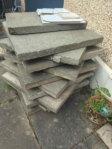 Photo of free paving slabs (Craiglockhart EH14) #1