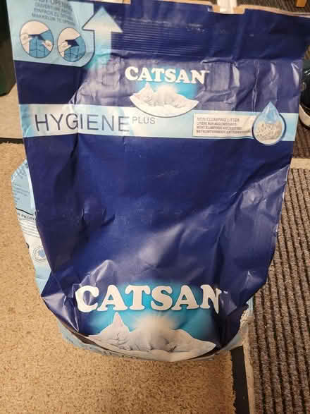 Photo of free Catsan Cat Litter (Goodrington TQ4) #1