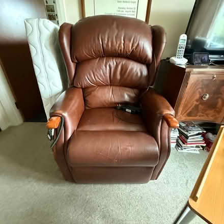 Photo of free Recliner Chair and Cooker (Aboyne AB34) #3