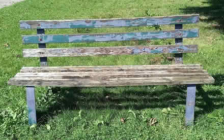 Photo of free Bench (North York: Bathurst Manor) #1