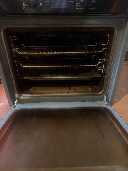 Photo of free Bosch built-in oven mains plug in (Penn WV4) #2