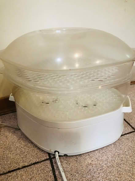 Photo of free Double layer electric steamer (Don mills rd/ finch ave e) #1