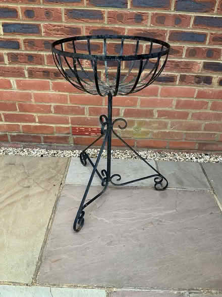 Photo of free Plant Stand Metal - Cauldron Basket Style (Meppershall SG17) #1