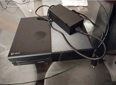 Photo of XBOX 360 or XBOX ONE (Underdale SY2) #2