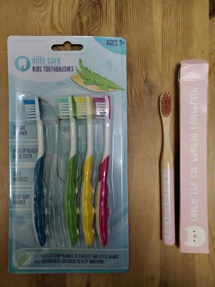Photo of free Kids' toothbrushes (Donnington OX4) #1