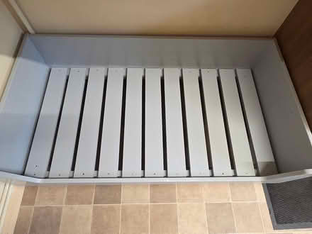 Photo of free Dog bed (Uckfield TN22) #2