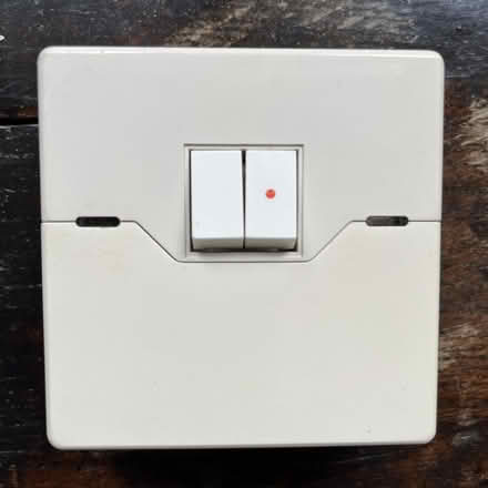 Photo of free Light Sensitive Wall Switch for Security Light (Walton Manor OX2) #1