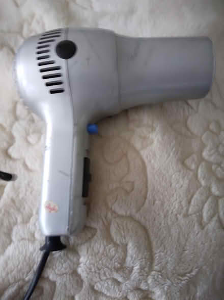 Photo of free Revlon Hair dryer short lead (Wickford SS12) #1