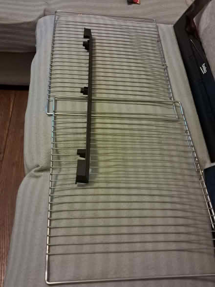 Photo of free Beko QIF21X built in oven door (part) and 2 shelves (Preston Park area BN1) #4