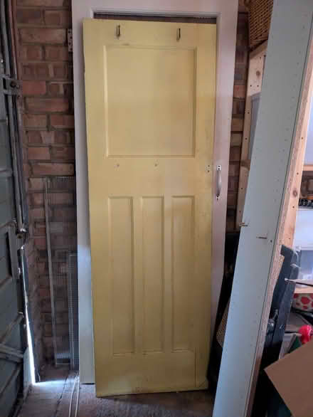 Photo of free 1930s door (Addlestone KT15) #1