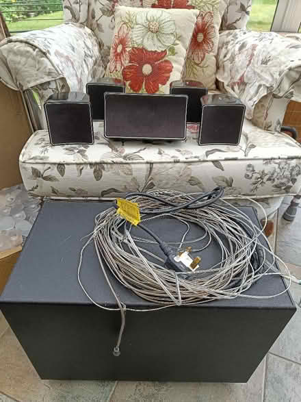 Photo of free Home cinema system (Giffnock G46) #3