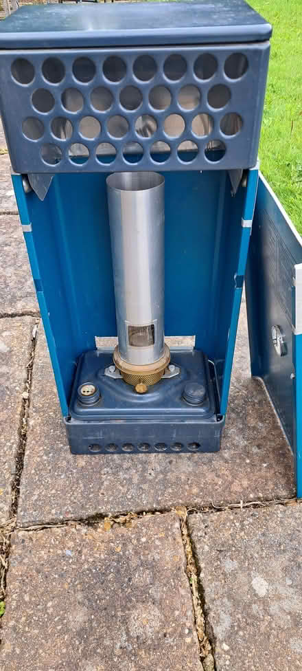 Photo of free Aladdin parafin heater (Stanton-in-Peak DE4) #2