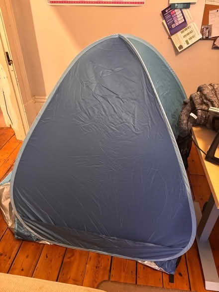 Photo of free Kratax pop up beach tent (Braybrooke Road, Hastings TN34) #3