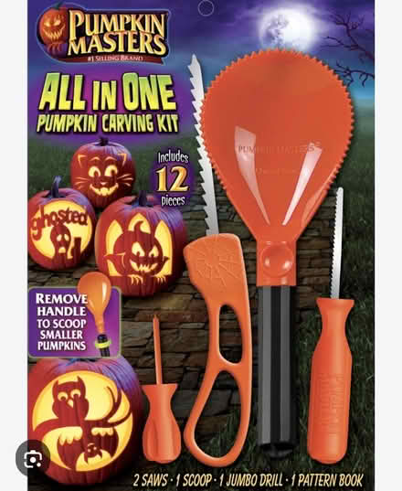 Photo of Pumpkin carving set (Leaside) #1