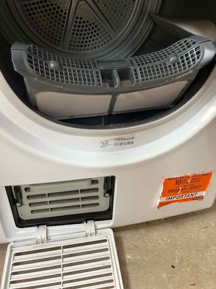 Photo of free Hotpoint 8kg Tumble Dryer - Faulty (Wivenhoe CO7) #4