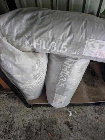 Photo of free Natural hydraulic lime NHL 3.5 (Levenshulme M19) #1