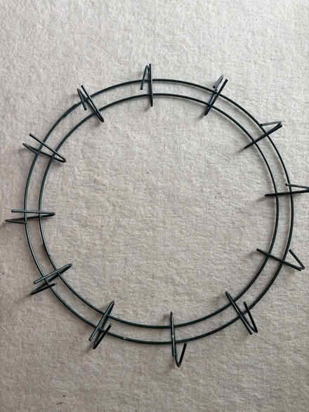 Photo of free Metal wreath ring (Kingston Gate KT2) #1