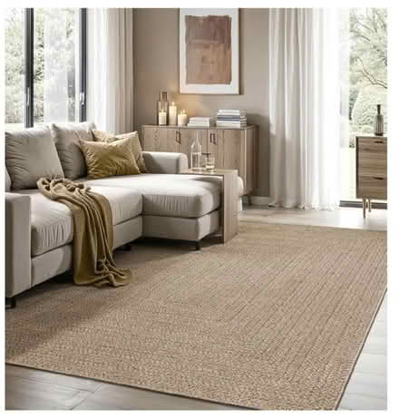 Photo of free Brown Jute Rug (Elizabeth Gate TW8) #1