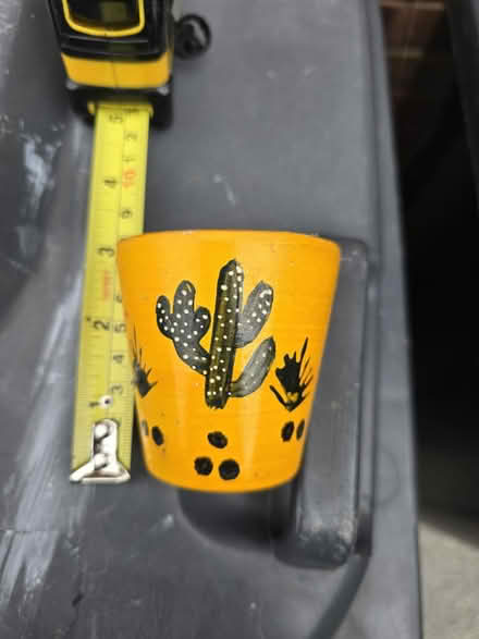 Photo of free Tiny ceramic pot (Warren Hill ish NG5) #1