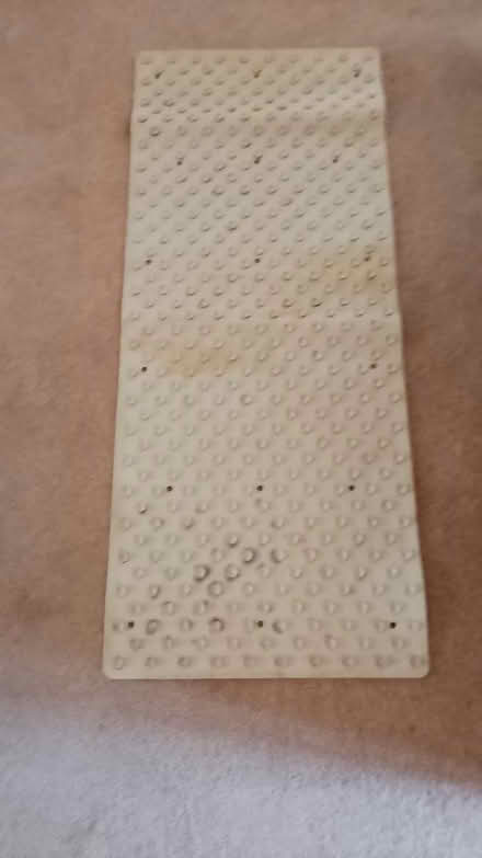 Photo of free Rubber mat for bath (Olton B92) #1