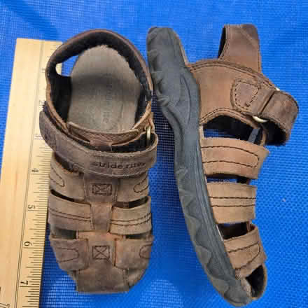 Photo of free Child's Shoes (94041) #1
