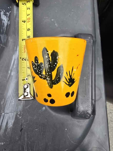 Photo of free Tiny ceramic pot (Warren Hill ish NG5) #2
