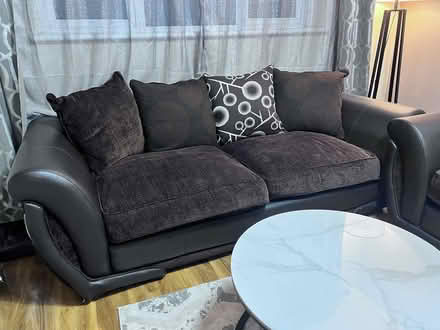 Photo of free 3 seater,2 seater (Se18 1hx) #3