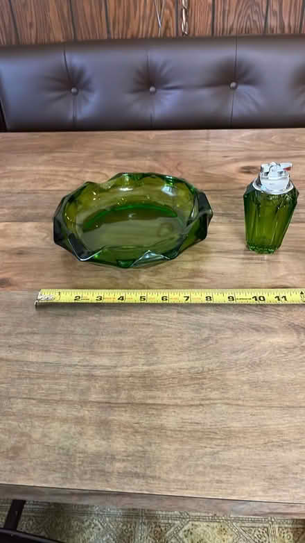 Photo of free glass ashtray and lighter (Niles) #1