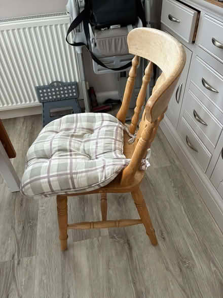 Photo of free One Dining Room Table with six chairs (Peacehaven BN10) #4