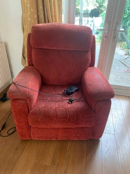 Photo of free Terracotta electric recliner chair in working order. (Enfield EN1) #1